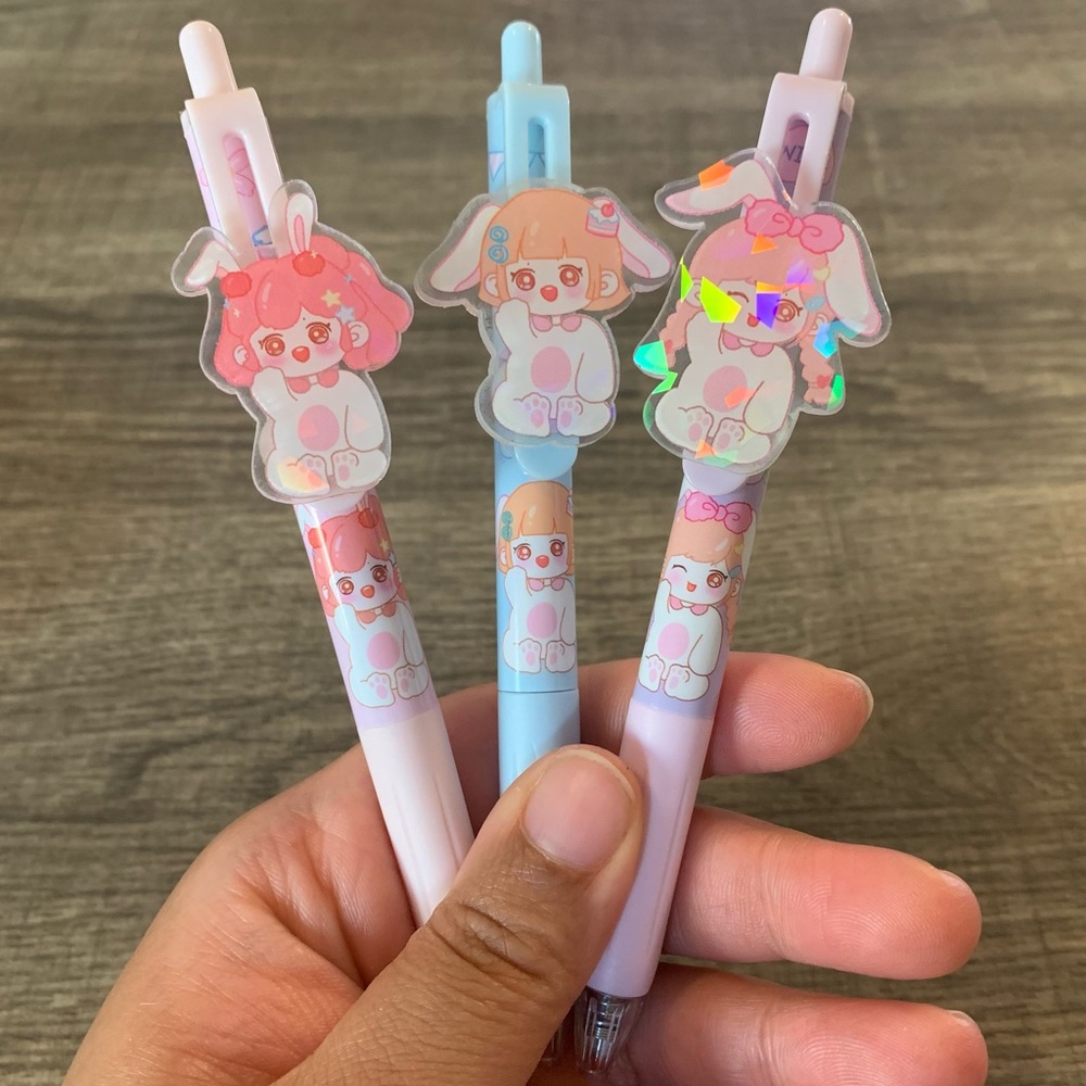 🍒🍒 2 Random Bunny Girl Pens